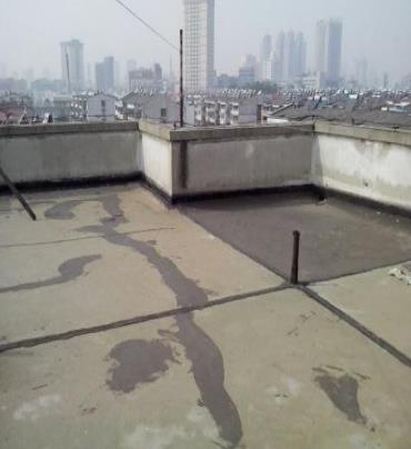 金坛漏水维修 楼顶漏水是什么原因，楼顶漏水维修方法是什么?